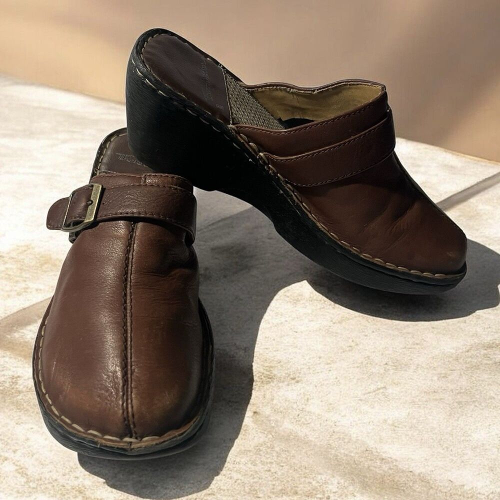 Thom McAn- Mule Slide Clogs Brown Leather SlipOn Lifetime Comfort Buckle- Size 9